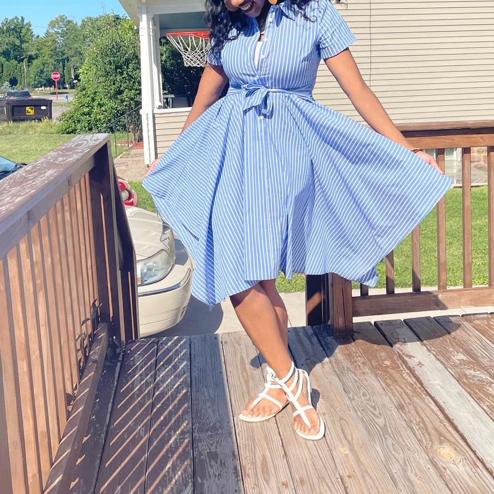 Women’s Size 6 Ivy + Blue Striped Dress